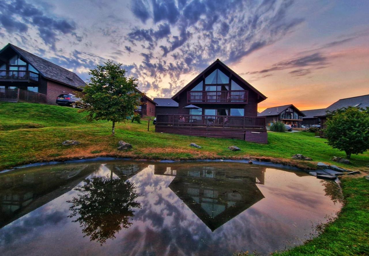 Lake View Lodge St Columb Major Exterior photo